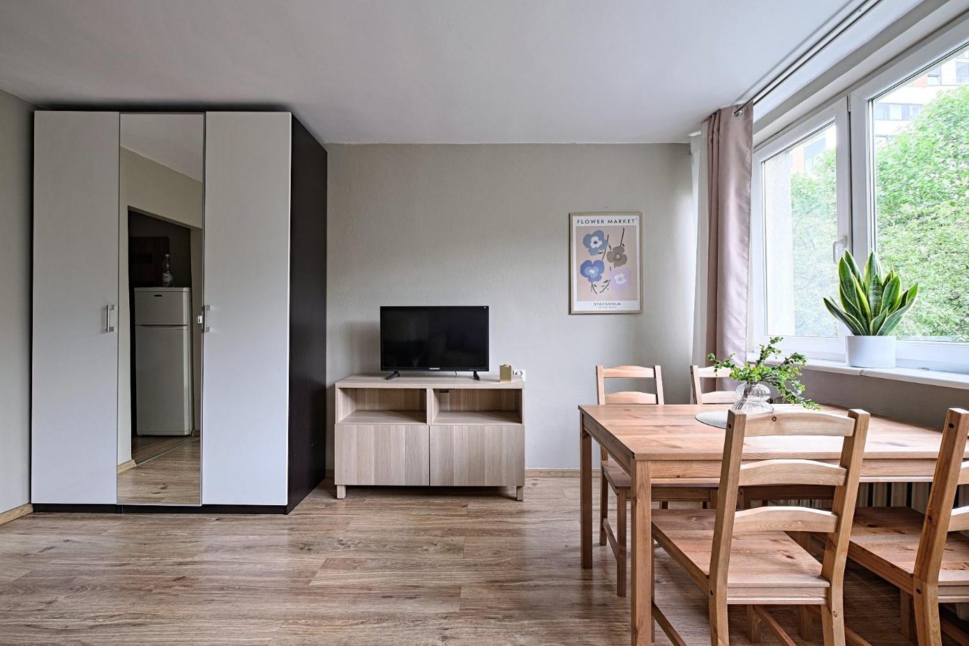 Urbannest - Cozy Studio - Bagno 7 Varsóvia Exterior foto